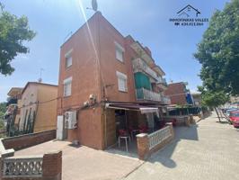 PISO A REFORMAR EN BARRIO LOURDES OPORTUNIDAD PARETS-MOLLET photo 0