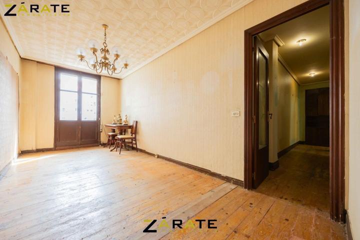 SE VENDE PISO A REFORMAR EN AMETZOLA photo 0