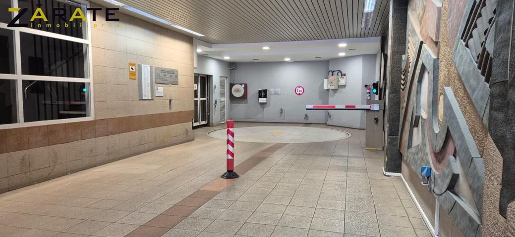 SE VENDE PARCELA DE GARAJE EN LA ALHONDIGA photo 0