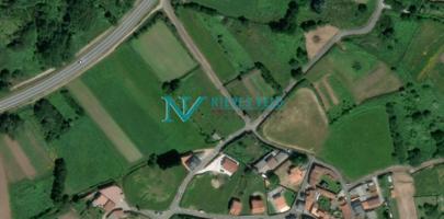 Se vende finca urbana de 1.774 metros cuadrados, apta para cinco viviendas adosadas o dos viviendas unifamiliares. photo 0