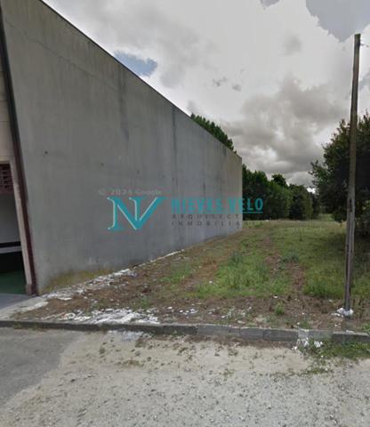Se vende finca urbana de(194m2)para edificio de viviendas (Bajo+2+BC) en la zona del Pazo de la Cultura, y parque do Anllóns. photo 0