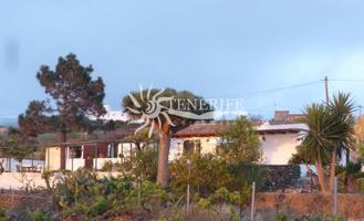Finca con Casa Canaria restaurada en la Quinta (Taucho), Adeje photo 0