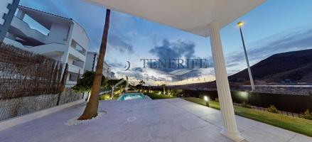 Chalet en Los Cristianos photo 0