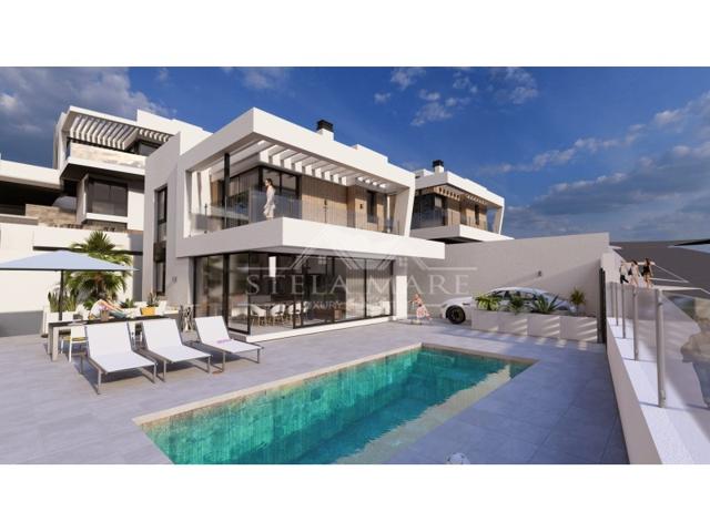 Unifamiliar Separadas En venta en Nerja photo 0