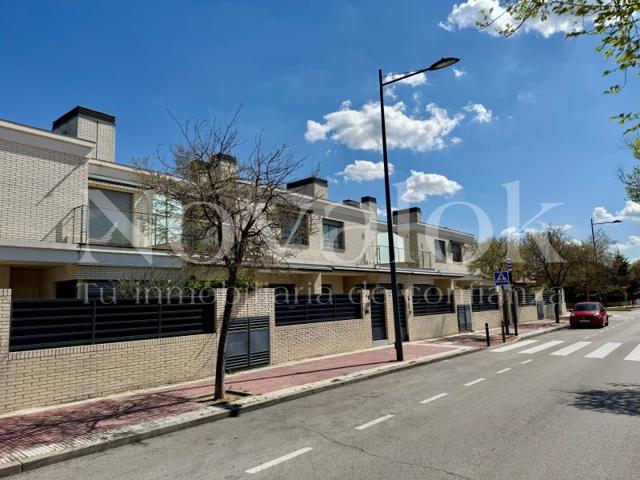 Piso En venta en Boadilla Del Monte photo 0
