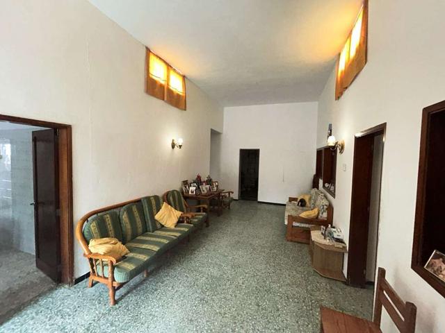 PRECIOSA CASA CANARIA A REFORMAR EN LAS BREÑAS , LANZAROTE photo 0