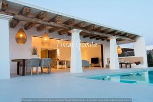 Villa En venta en Es Mercadal photo 0