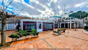 Local En venta en Es Mercadal photo 0