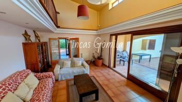 Villa En venta en Sant Lluís photo 0