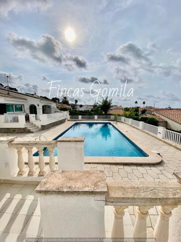 Villa En venta en Alaior photo 0