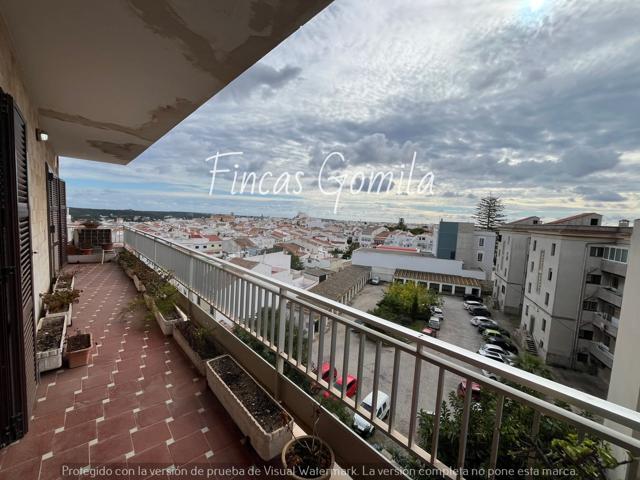 Piso En venta en Maó photo 0