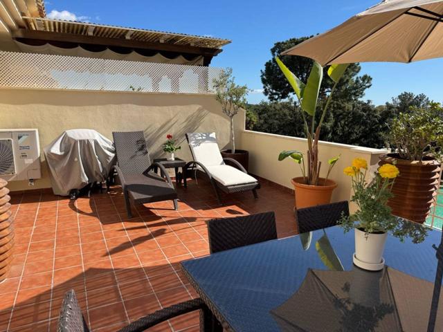 Alquiler de piso en Marbella - Elviria photo 0