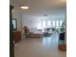 Piso en alquiler en Elviria photo 0