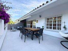 Chalet adosado en alquiler en Nueva Andalucía-Centro(29660) photo 0