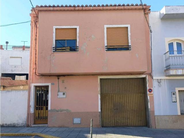 VENTA CASA EN PEDREGUER ( para reformar) photo 0