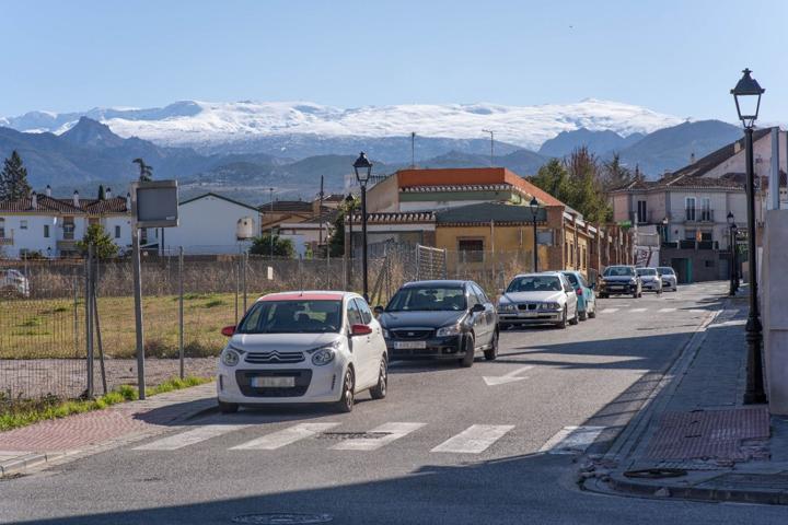 Parcela en esquina en Ogíjares photo 0