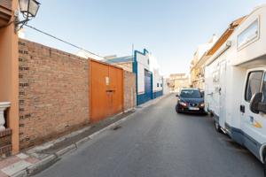 SOLAR EN ARMILLA JUNTO AL CENTRO DE SALUD photo 0