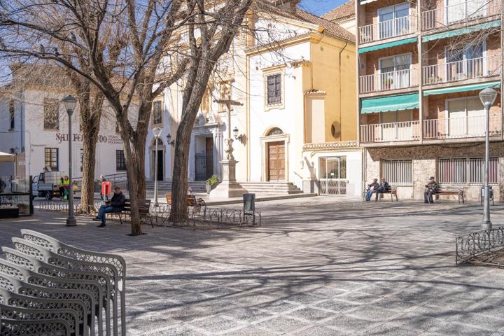 Precioso piso de 173 m2 con de 5 habitaciones, 2 salones, terraza, garaje, junto a Plaza de Gracia photo 0