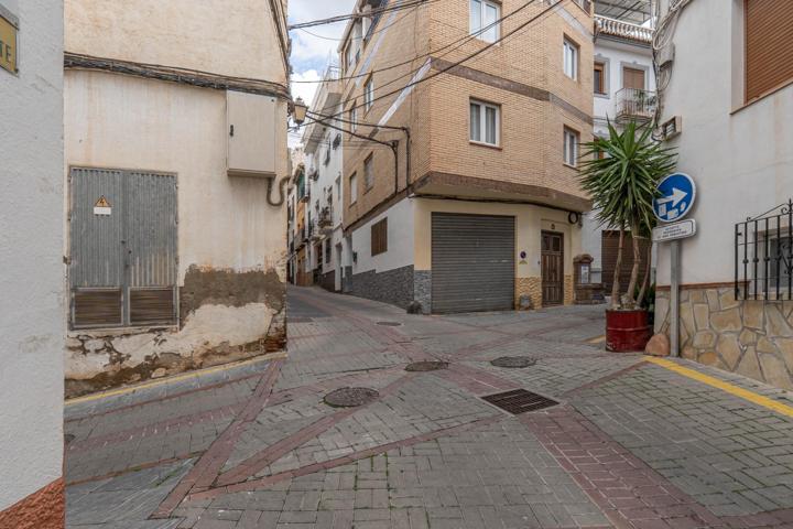 PRECIOSA Y AMPLIA CASA EN PLENO CENTRO DE LANJARÓN photo 0