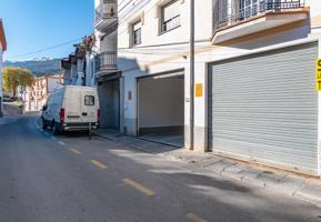 Local con 238m2 en centro de Guejar Sierra photo 0
