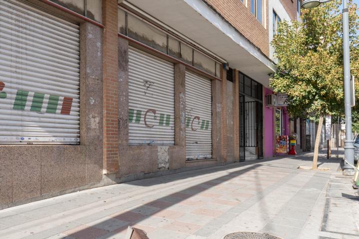 Oficina En venta en Avda Sierra Nevada, Cenes De La Vega photo 0