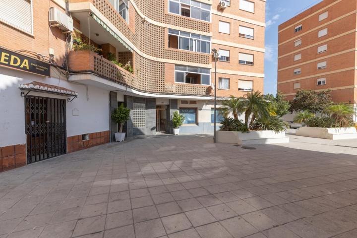 PISAZO EN MOTRIL photo 0