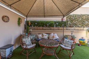 PISO EN CHURRIANA DE LA VEGA CON DOS PATIOS photo 0