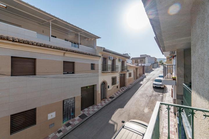 ¡Descubre tu nuevo hogar en el encantador pueblo de Salar! photo 0