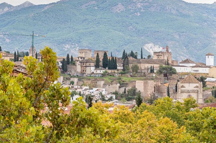 Piso en planta alta con vistas despejadas photo 0