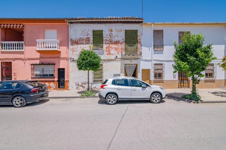 🏡 ¡Vivienda para reformar en pleno centro de Cijuela! photo 0