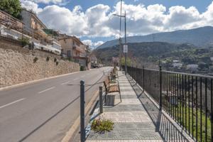 Terreno rústico en Cogollos Vega, con toma de luz y agua en la entrada photo 0