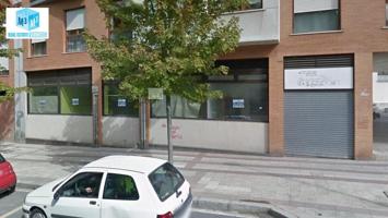 Inmejorable local comercial en venta. photo 0