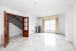 Chalet en Armilla photo 0
