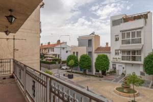 SE VENDE CASA CON UNA PARCELA DE 518 m2 (EN EL CENTRO DE LOS OGÍJARES). photo 0