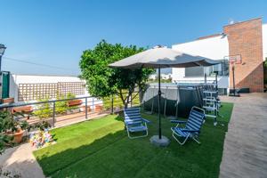 Espectacular chalet en Alhendín – En Urbanización El Arenal! photo 0