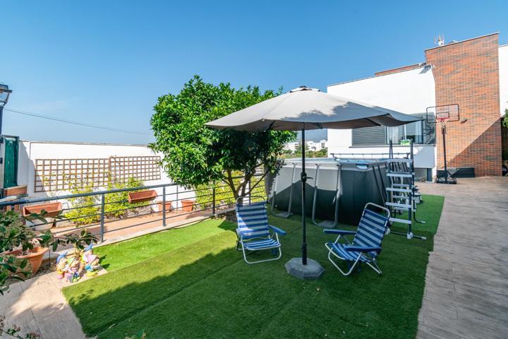 Espectacular chalet en Alhendín – En Urbanización El Arenal! photo 0