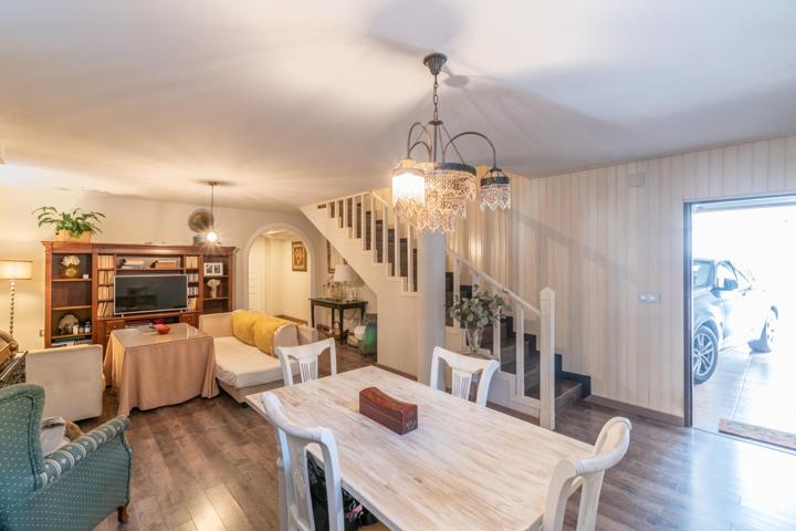 PRECIOSO CHALET EN MONACHIL. photo 0