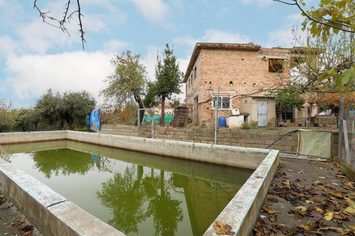 Gran estructura en finca rústica en Gójar, sobre parcela de 10.458 metros!!! photo 0