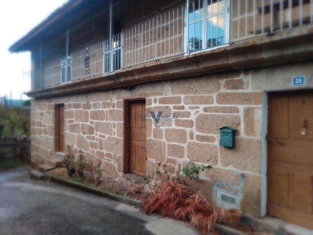 Casa En venta en San Cibrao das Viñas photo 0