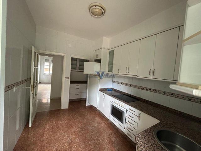 Piso En venta en Ourense photo 0
