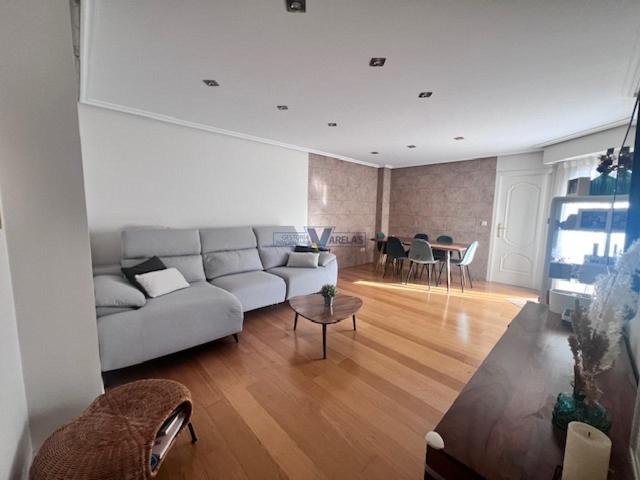 Piso En venta en Ourense photo 0