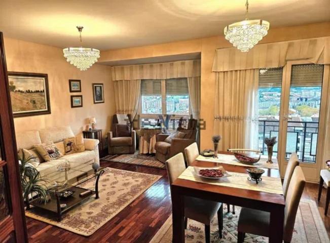 Piso En venta en Ourense photo 0