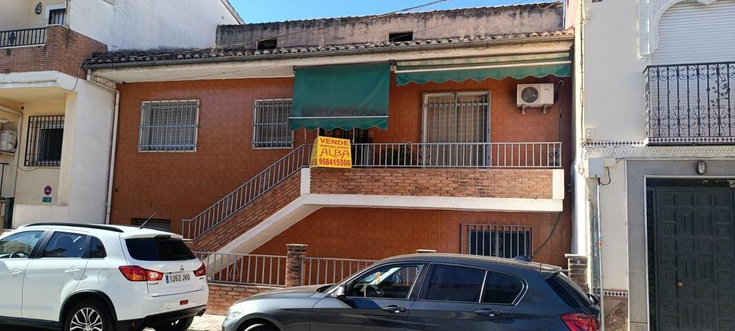 Casa En venta en Avda. Argentina, Maracena photo 0