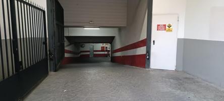 Parking En alquiler en Camino De Albolote, Maracena photo 0