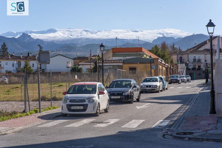 Parcela en esquina en Ogíjares photo 0