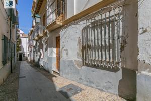 Casa En venta en Gran Via, Granada photo 0