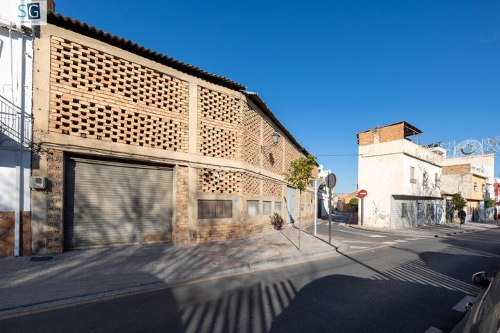 SOLAR URBANO EN ARMILLA photo 0