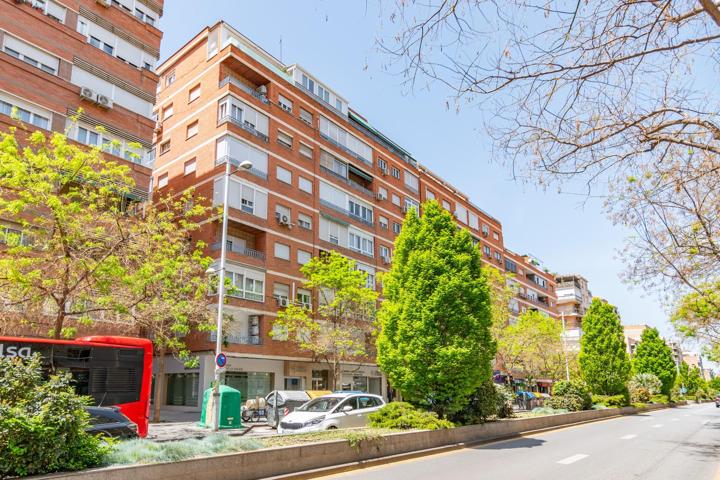 ¡Descubre tu nuevo hogar en el corazón de Granada! photo 0