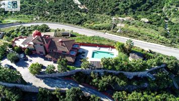 Unifamiliar En venta en Almuñécar - Velilla - Taramay, Almuñecar photo 0