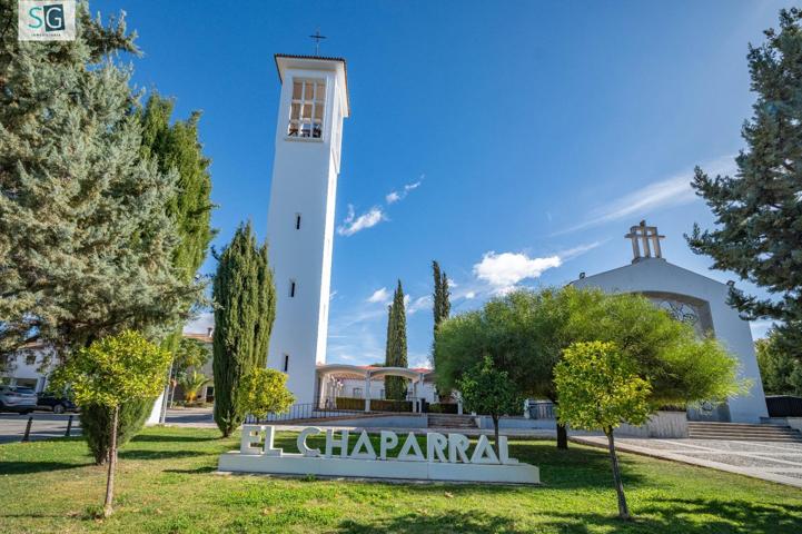 EXCLUSIVO CHALET EN VENTA EL EL CHAPARRAL photo 0